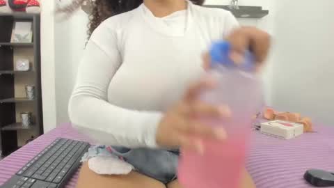 crystal_butterfly1 online show from 02.01.25