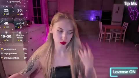 Snapshot of crystal_maiden0 chatting on 02.08.25 crystal maiden0 online show from 02.08.25