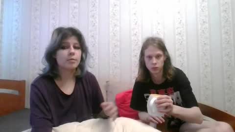 Crystal and Marcl online show from 12.04.24