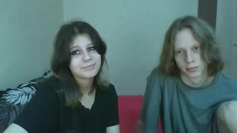 Snapshot of crystal_porn_love chatting on 10.30.25 Crystal and Marcl online show from 10.30.25
