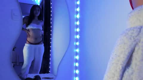 crystal_rainers online show from 12.03.24