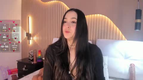 Snapshot of crystal_star16 chatting on 05.12.26 Chris online show from 05.12.26