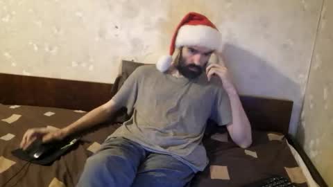 Snapshot of crystal_vibe chatting on 12.15.25 Crystallax online show from 12.15.25