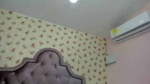 Milf Latina online show from 08.06.26