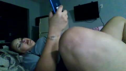 Snapshot of crystalbarbie214 chatting on 11.07.25 crystalbarbie214 online show from 11.07.25