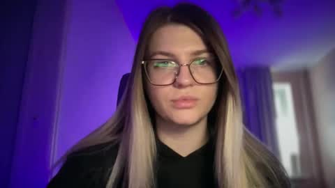 crystalblush01 online show from 03.21.26