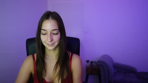 Snapshot of crystalbrunette18 chatting on 06.25.26 Crystalbrunette18 online show from 06.25.26