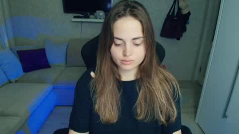 Snapshot of crystalemily chatting on 04.30.26 crystalemily online show from 04.30.26