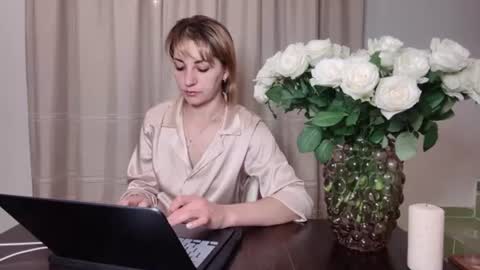 Mary online show from 08.05.26