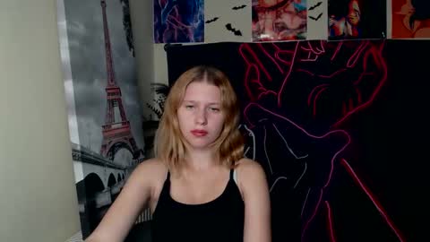 Stella online show from 10.17.25