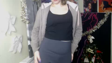 Stella online show from 12.22.25