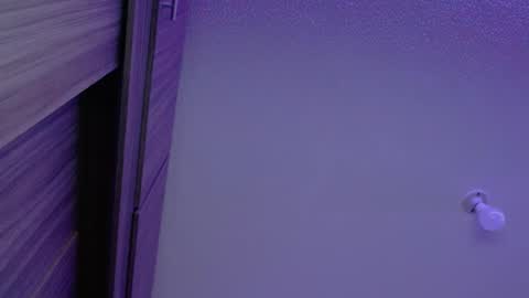 Olivia  online show from 11.02.25