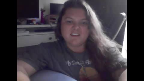 Snapshot of crystalizzzee chatting on 09.10.25 Herekittykitty69 online show from 09.10.25