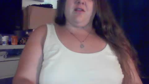 Snapshot of crystalizzzee chatting on 07.08.26 Herekittykitty69 online show from 07.08.26