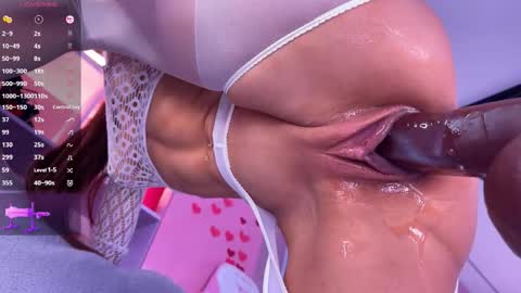 Lana online show from 11.04.25