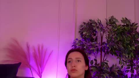 Snapshot of crystallred chatting on 01.13.26 crystallred online show from 01.13.26