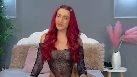 Snapshot of crystallred chatting on 07.08.26 crystallred online show from 07.08.26