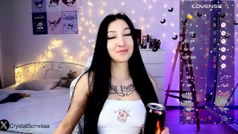 Snapshot of crystalsomnia chatting on 02.06.25 Sasha Make me moan with patterns good music here online show from 02.06.25