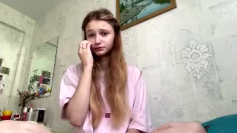 Snapshot of crystalstipp chatting on 07.15.26 crystalstipp online show from 07.15.26