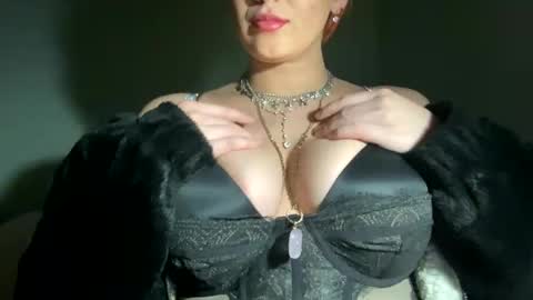 crystalyn777 online show from 02.22.26