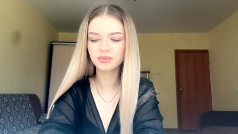 Jesi online show from 04.10.26