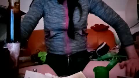 crystelweed online show from 11.23.25