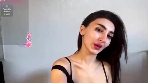 Diana online show from 08.05.26