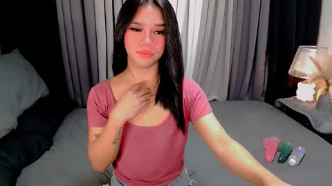 bea takashi  online show from 11.13.25