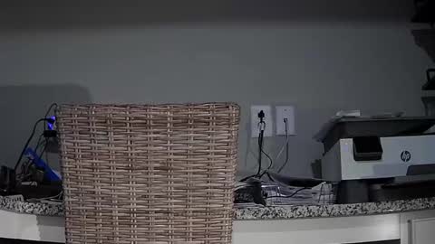 Snapshot of cuban2_slut chatting on 11.22.25 Cubantoo online show from 11.22.25