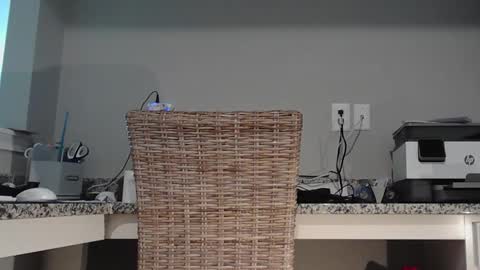 Snapshot of cuban2_slut chatting on 03.13.26 Cubantoo online show from 03.13.26