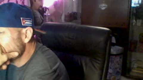 Snapshot of cubanredneck305 chatting on 07.31.26 cubanredneck305 online show from 07.31.26