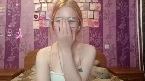 Sia online show from 10.22.25