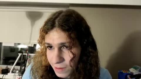 cuddleavenue online show from 11.02.25