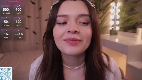 Ellie online show from 11.04.25