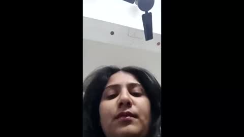 Snapshot of cuddlemuffins_3110 chatting on 12.14.25 cuddlemuffins online show from 12.14.25