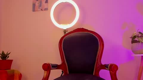 Leonela online show from 12.01.24