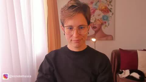 Leonela online show from 03.10.25