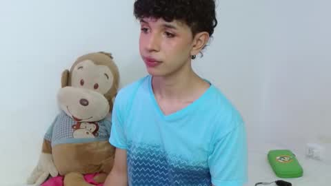 Cuddly online show from 12.14.25