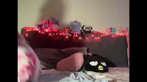 cum2charmxx online show from 10.17.25