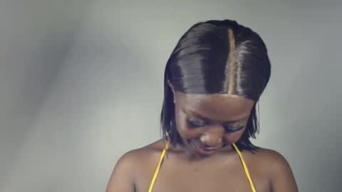 Snapshot of cum_ebony_smile chatting on 09.27.25 cherry online show from 09.27.25