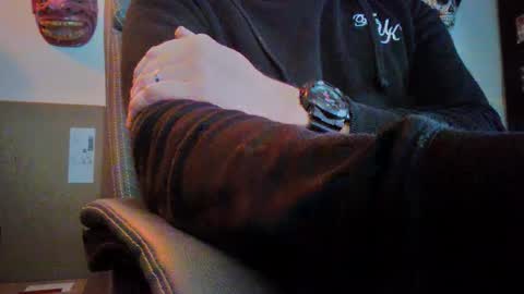 Snapshot of cum_gun_19 chatting on 10.07.25 cum gun online show from 10.07.25