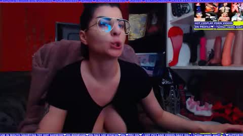 Snapshot of cuminmenowbby chatting on 05.26.26 cuminmenowbby online show from 05.26.26