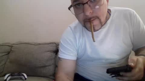 Snapshot of cummachine2022 chatting on 03.07.25 cummachine2022 online show from 03.07.25