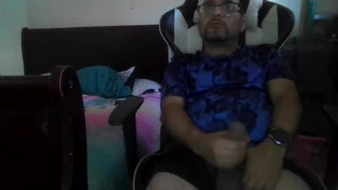 Snapshot of cummachine2022 chatting on 10.11.25 cummachine2022 online show from 10.11.25