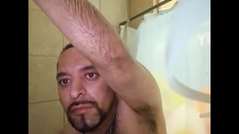 Snapshot of cummachine2022 chatting on 10.26.25 cummachine2022 online show from 10.26.25