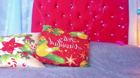 Snapshot of cumming_tiffani chatting on 12.11.24 cumming tiffani online show from 12.11.24