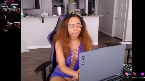 Snapshot of cumplzqueen chatting on 07.14.26 Nia Reese online show from 07.14.26