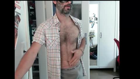 Snapshot of cumshow_x chatting on 09.16.25 Cumshow online show from 09.16.25