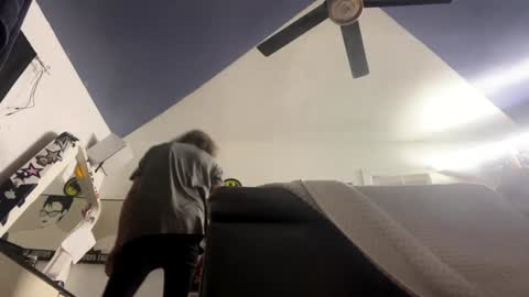 Snapshot of cumsinmealot chatting on 01.01.25 Aprilia online show from 01.01.25