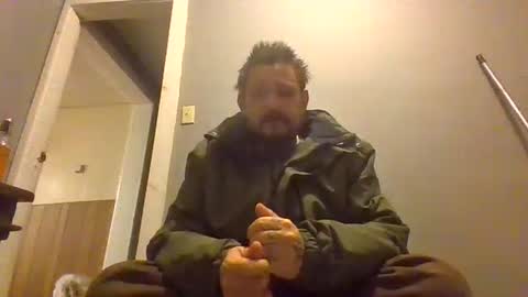 Snapshot of cuntreeboy68 chatting on 12.04.24 Bash online show from 12.04.24